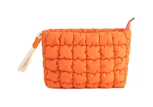 What style of purse is in right now