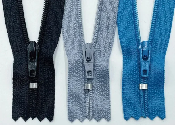YKK-zipper-1024x732